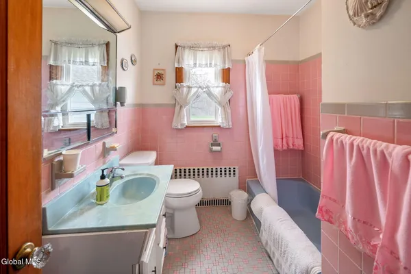 $325,000 | 3 John Street, Green Island, NY 12183