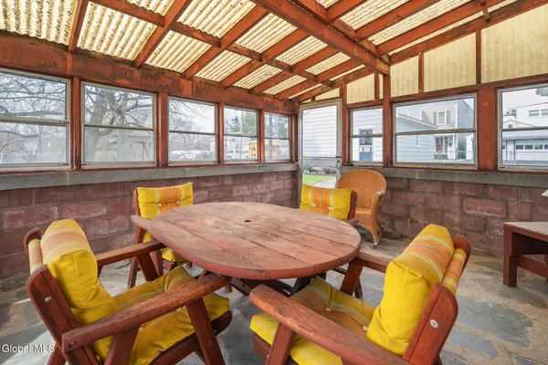 $325,000 | 3 John Street, Green Island, NY 12183