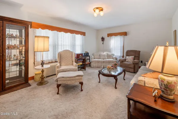 $325,000 | 3 John Street, Green Island, NY 12183