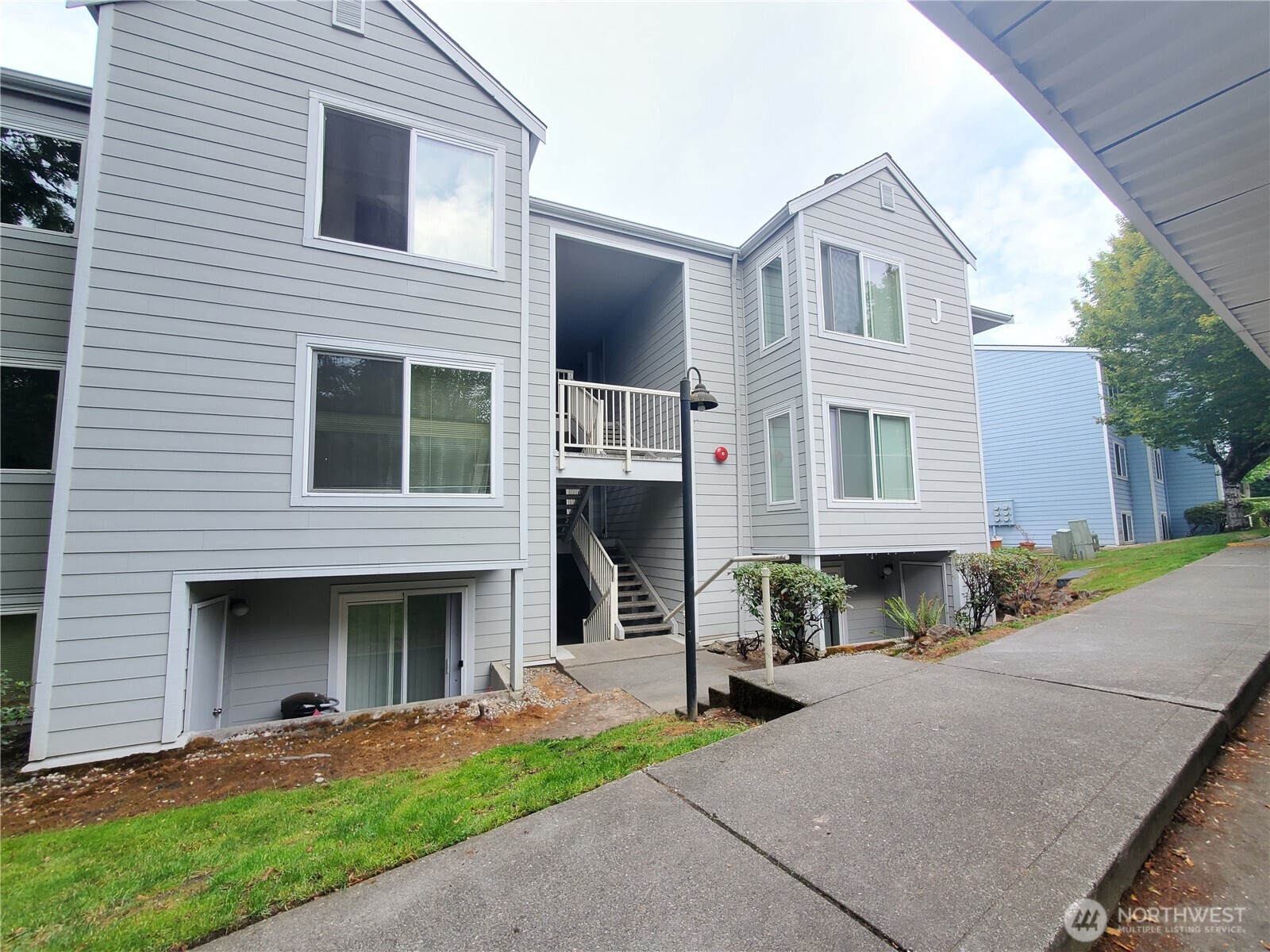 975 Aberdeen Avenue Northeast, Unit J104 Renton, WA 98056 - Photo 10 of 17 Gallery Image 10