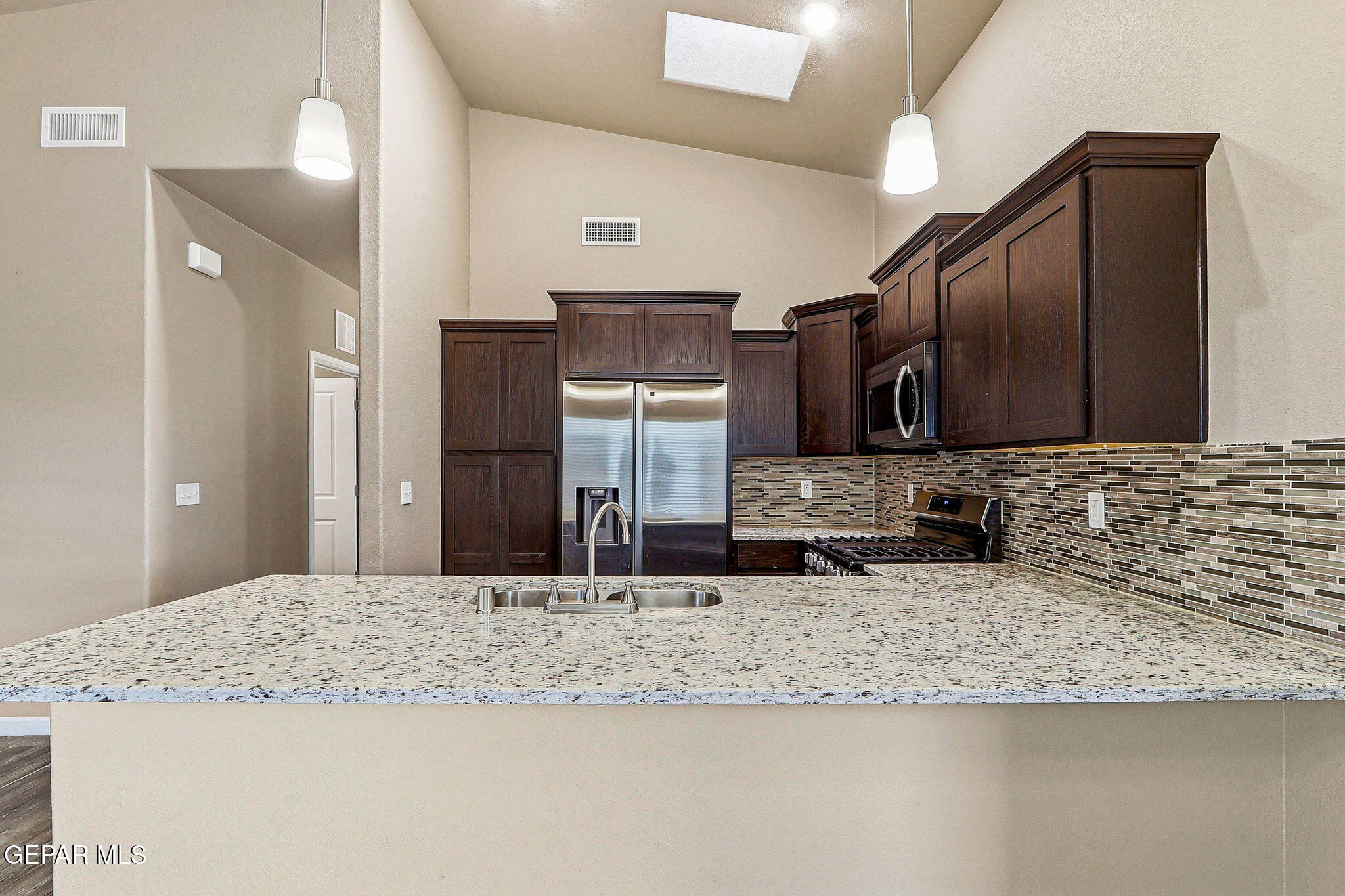 5933 Ruidoso Downs Street El Paso, TX 79932 - Photo 5 of 20 9-web-or-mls-IMG_8915