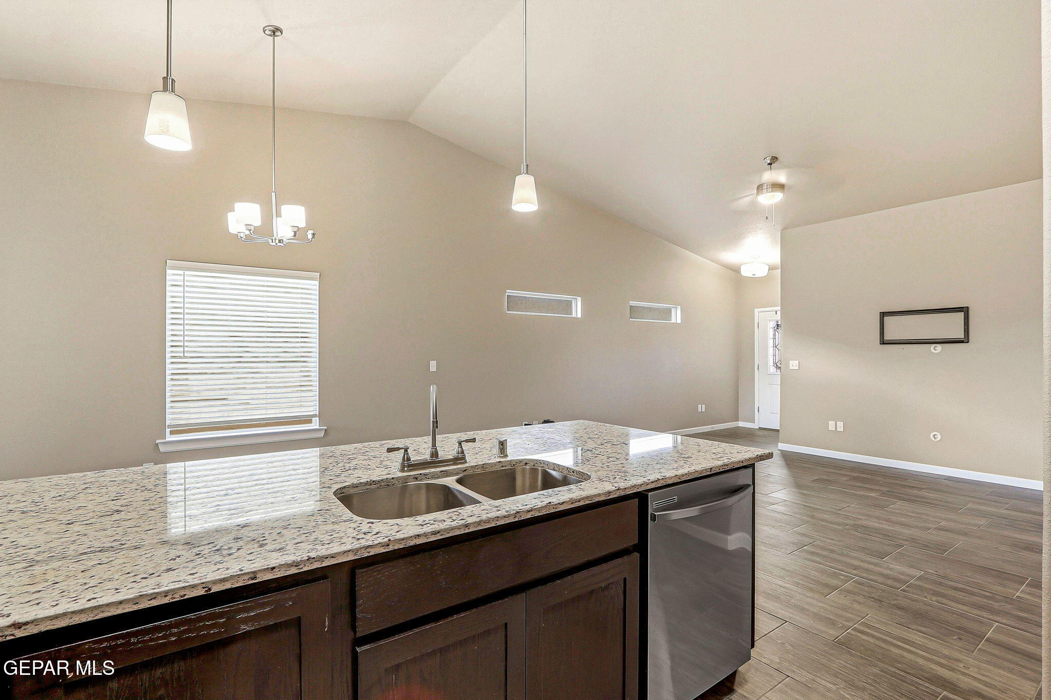 5933 Ruidoso Downs Street El Paso, TX 79932 - Photo 7 of 20 11-web-or-mls-IMG_8929