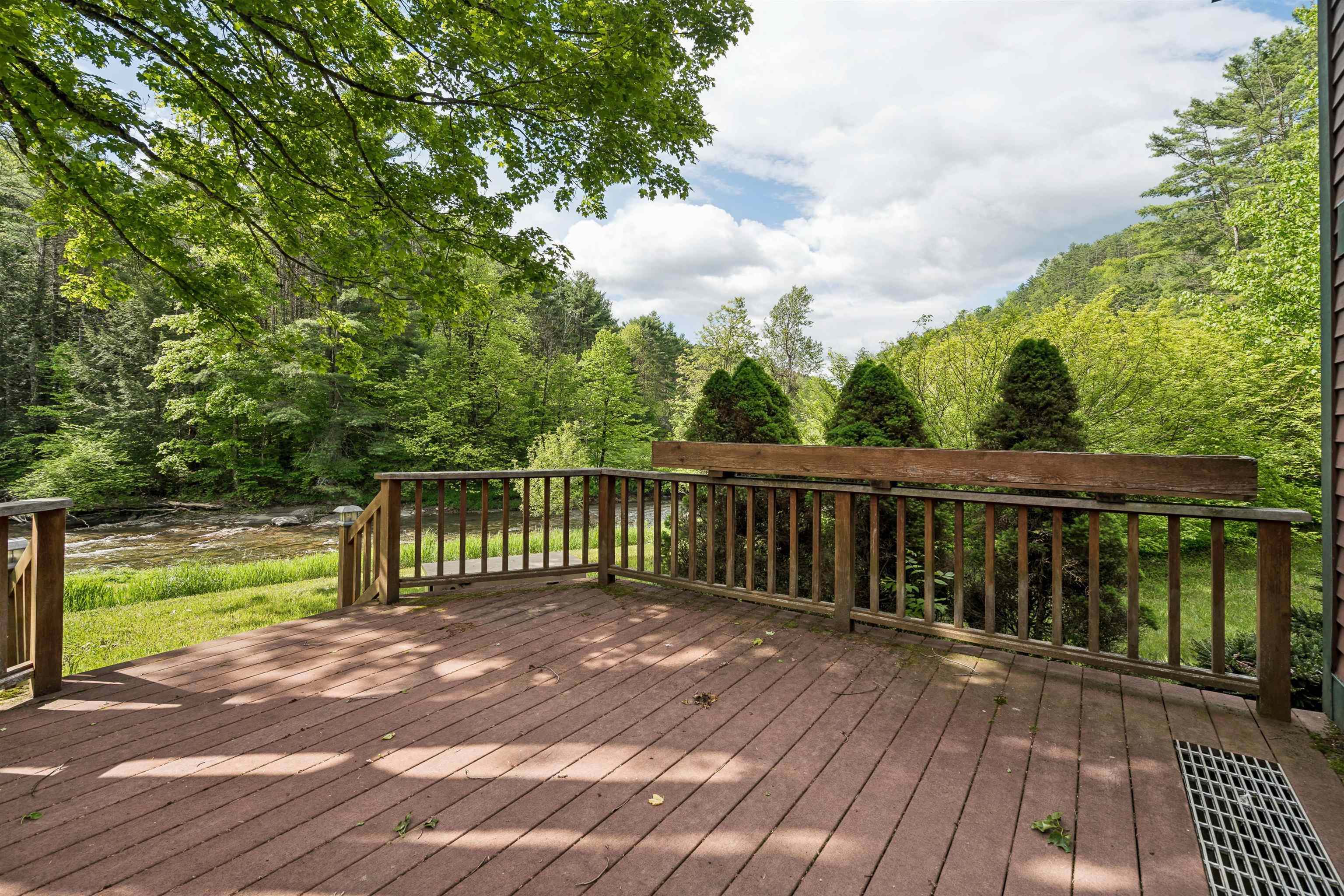 568 Highway 110 Tunbridge, VT 05077 - Photo 23 of 43
