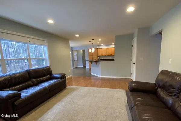 $699,000 | 59 Glenburnie Drive, Wilton, NY 12831