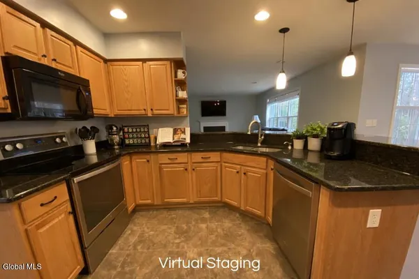 $699,000 | 59 Glenburnie Drive, Wilton, NY 12831