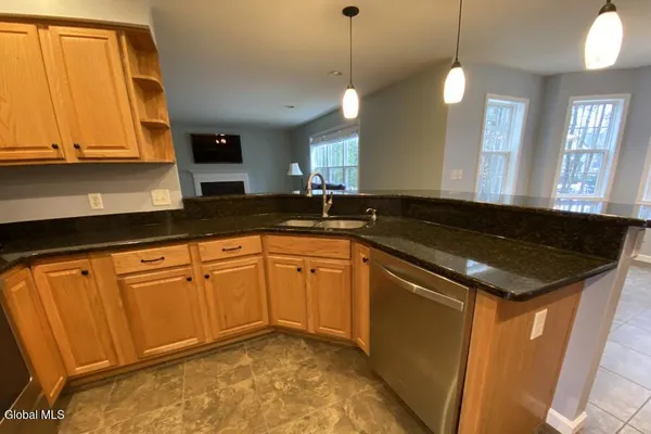 $699,000 | 59 Glenburnie Drive, Wilton, NY 12831