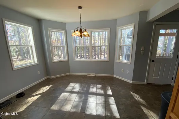 $699,000 | 59 Glenburnie Drive, Wilton, NY 12831