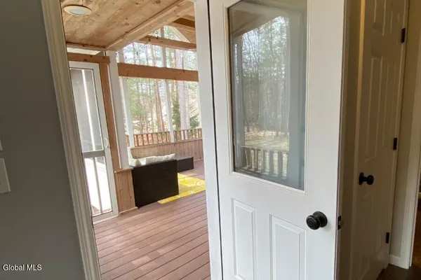 $699,000 | 59 Glenburnie Drive, Wilton, NY 12831