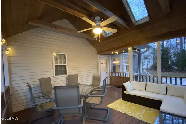 $699,000 | 59 Glenburnie Drive, Wilton, NY 12831