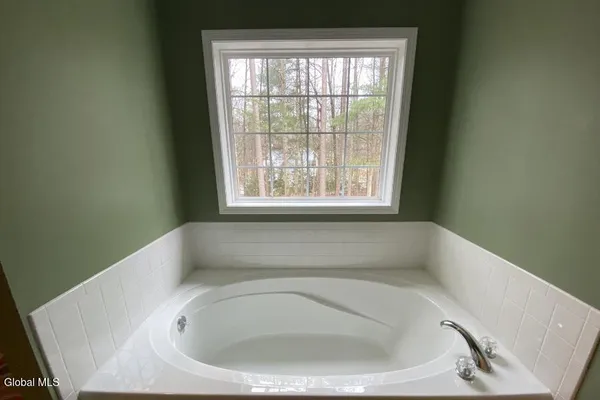 $699,000 | 59 Glenburnie Drive, Wilton, NY 12831