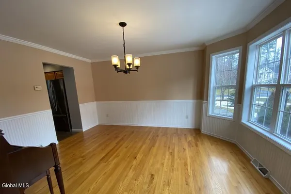 $699,000 | 59 Glenburnie Drive, Wilton, NY 12831