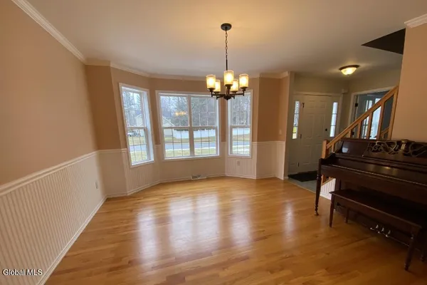 $699,000 | 59 Glenburnie Drive, Wilton, NY 12831