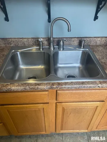 $80,000 | 1621-14 14 1/2 Street, Rock Island, IL 61201