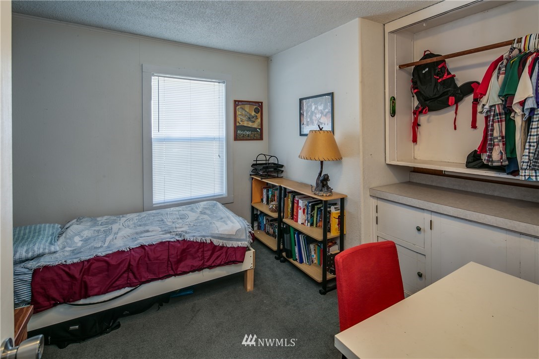 1619 32nd Street Bellingham, WA 98225 - Photo 15 of 16