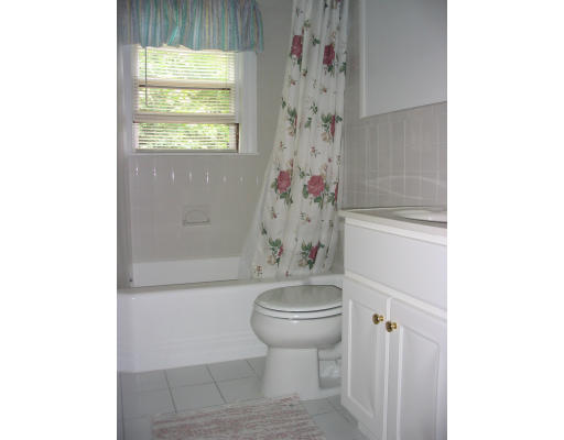 75 Whitcomb Avenue Boston, MA 02130 - Photo 6 of 10 Gallery Image 6