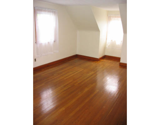 75 Whitcomb Avenue Boston, MA 02130 - Photo 8 of 10 Gallery Image 8