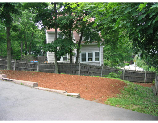75 Whitcomb Avenue Boston, MA 02130 - Photo 9 of 10 Gallery Image 9