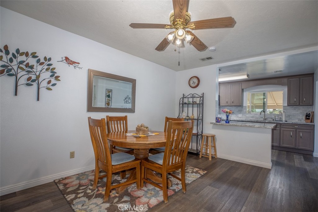1566 Heather Lane Riverside, CA 92504 - Photo 14 of 61 Spacious Dining Room