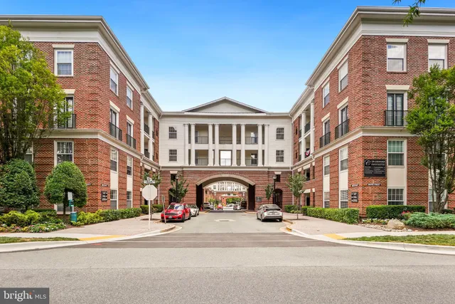 $325,000 | 27 Booth Street, Unit 345, Gaithersburg, MD 20878