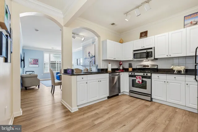 $325,000 | 27 Booth Street, Unit 345, Gaithersburg, MD 20878