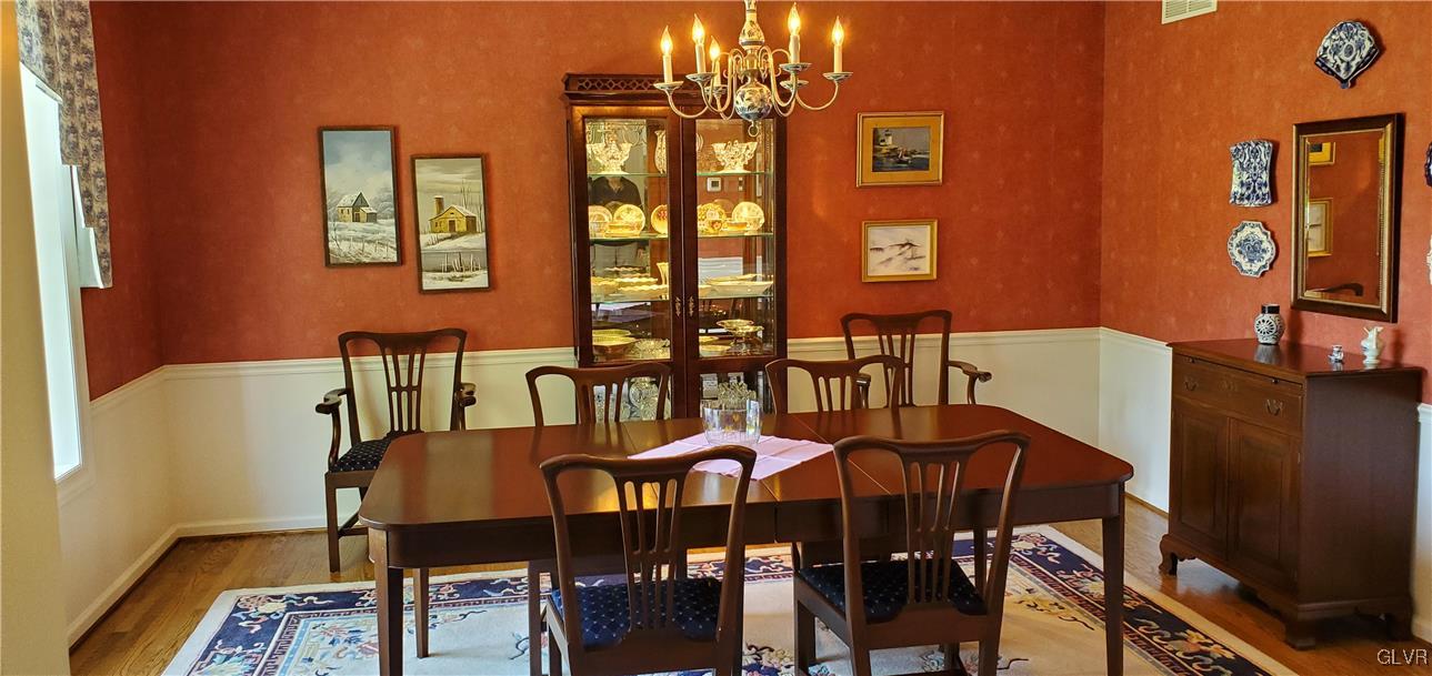 4016 Lilac Road Allentown, PA 18103 - Photo 8 of 22 Gallery Image 8