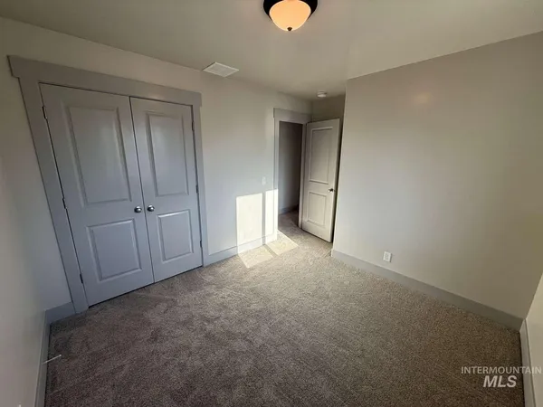 $319,900 | 551 Conant Avenue, Burley, ID 83318