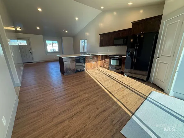 $319,900 | 551 Conant Avenue, Burley, ID 83318