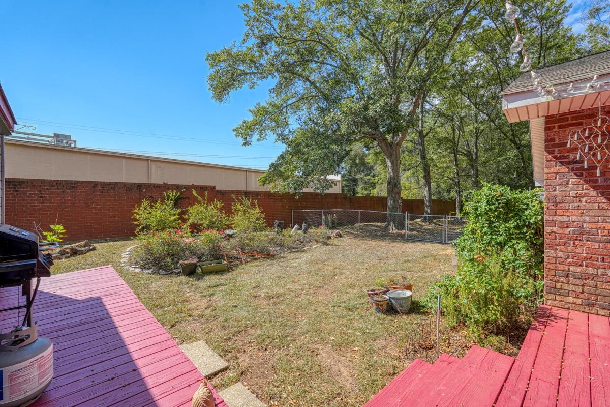 126 Towles Court Spartanburg, SC 29307 - Photo 5 of 35