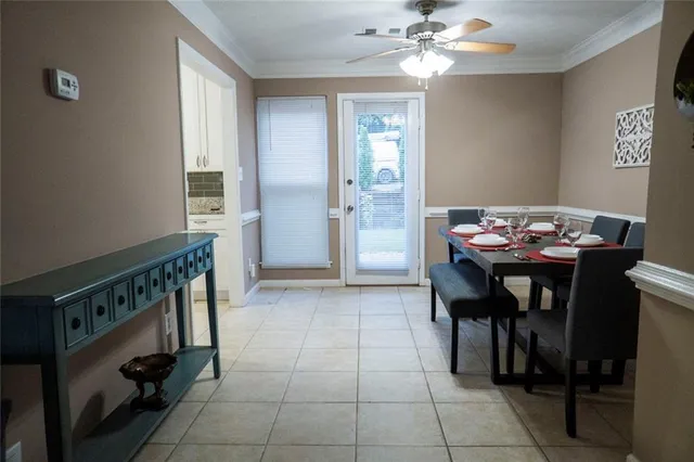 $2,400 | 3230 Cape Circle, Alpharetta, GA 30009