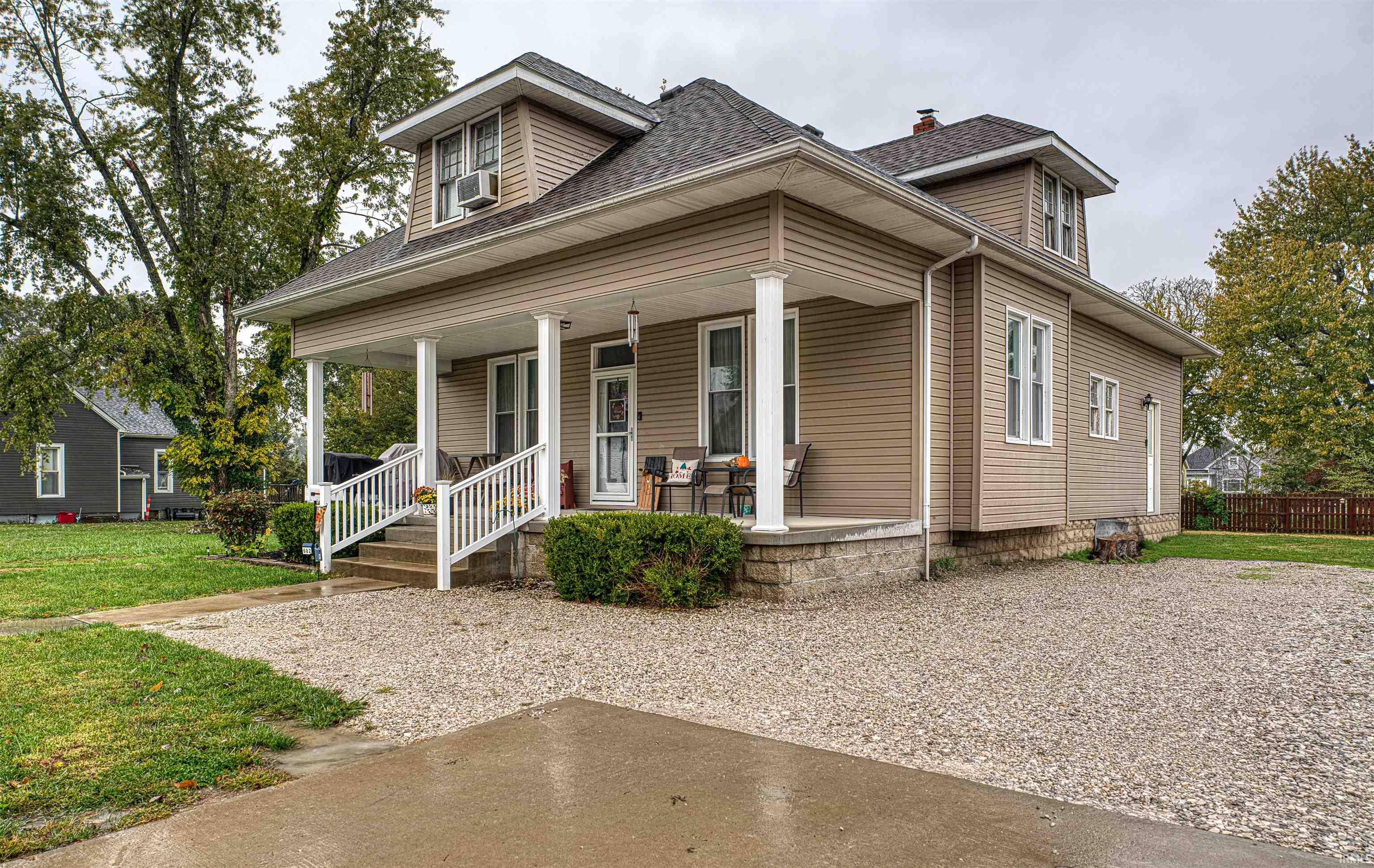 602 North 3rd Street Boonville, IN 47601 - Photo 2 of 31