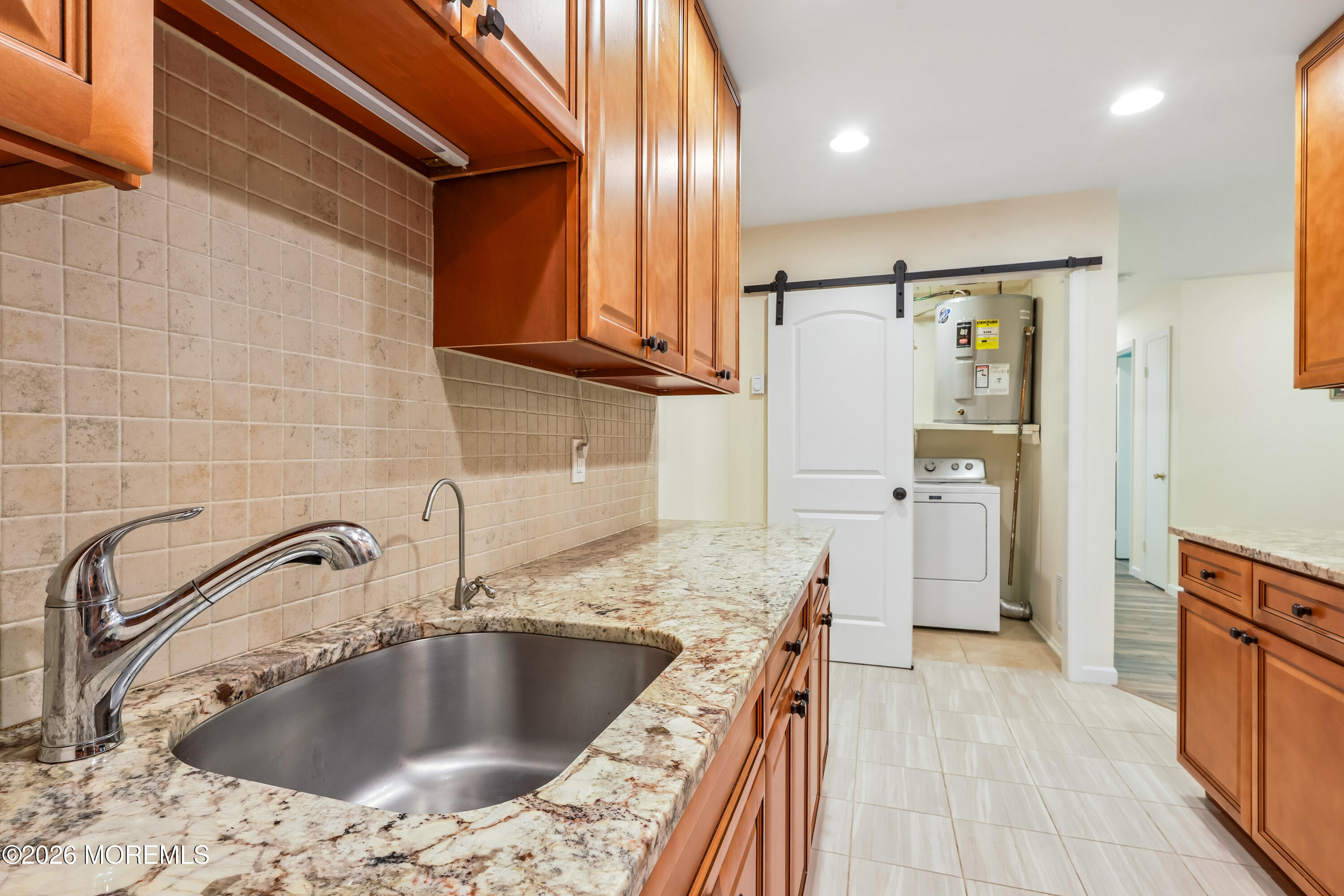97 Arrowood Road, Unit G Manalapan, NJ 07726 - Photo 8 of 20 012