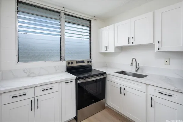 $309,000 | 98-114 Lipoa Place, Unit 304, Aiea, HI 96701