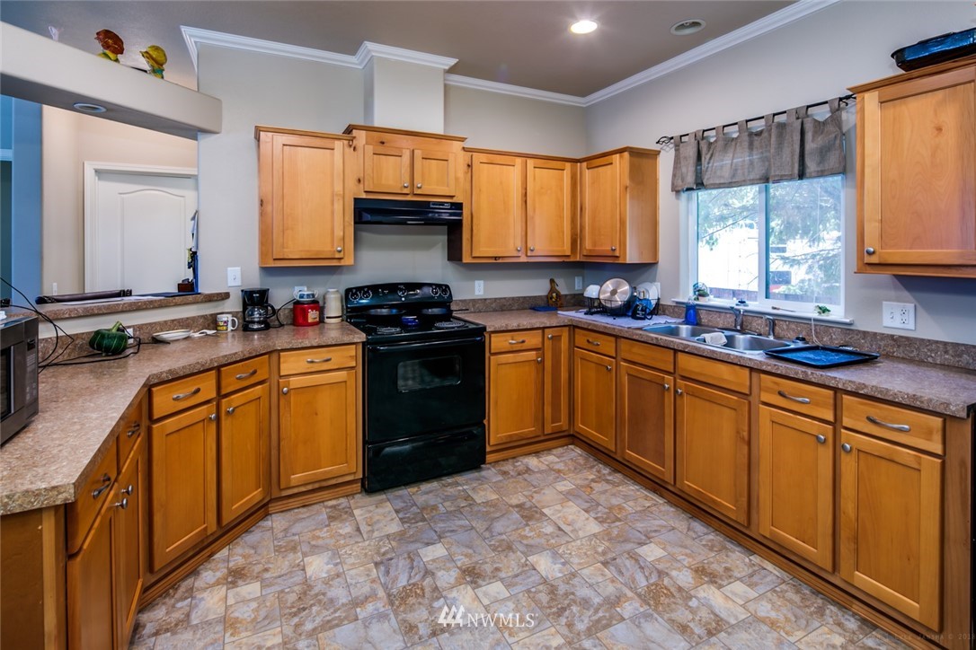 2985 Main Street Custer, WA 98240 - Photo 6 of 18 Gallery Image 6