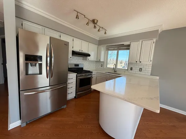 $2,700 | 11941 69th Avenue North, Maple Grove, MN 55369