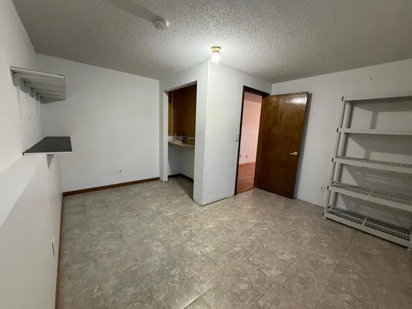 $2,700 | 11941 69th Avenue North, Maple Grove, MN 55369