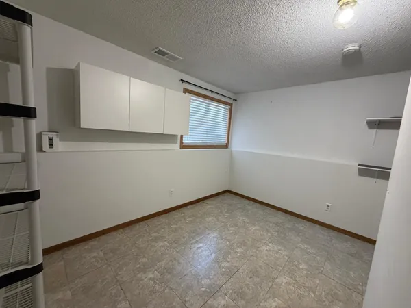 $2,700 | 11941 69th Avenue North, Maple Grove, MN 55369