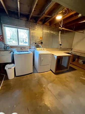 $2,700 | 11941 69th Avenue North, Maple Grove, MN 55369