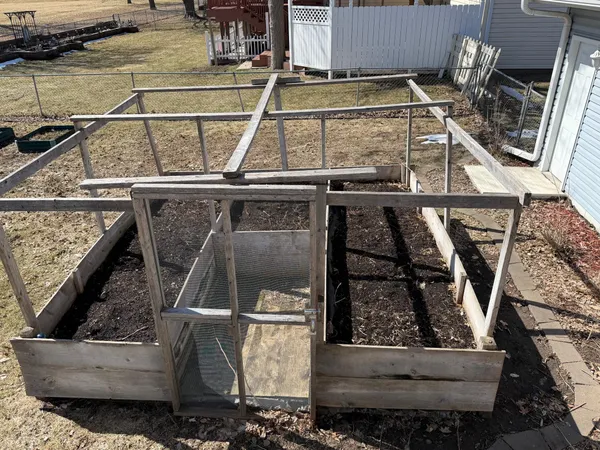 $2,700 | 11941 69th Avenue North, Maple Grove, MN 55369