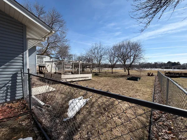 $2,700 | 11941 69th Avenue North, Maple Grove, MN 55369