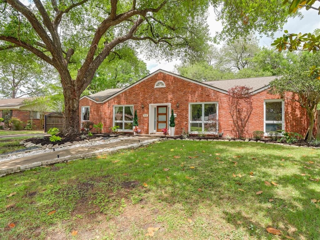 5630 Edith Street Houston, TX 77081 - Photo 3 of 30