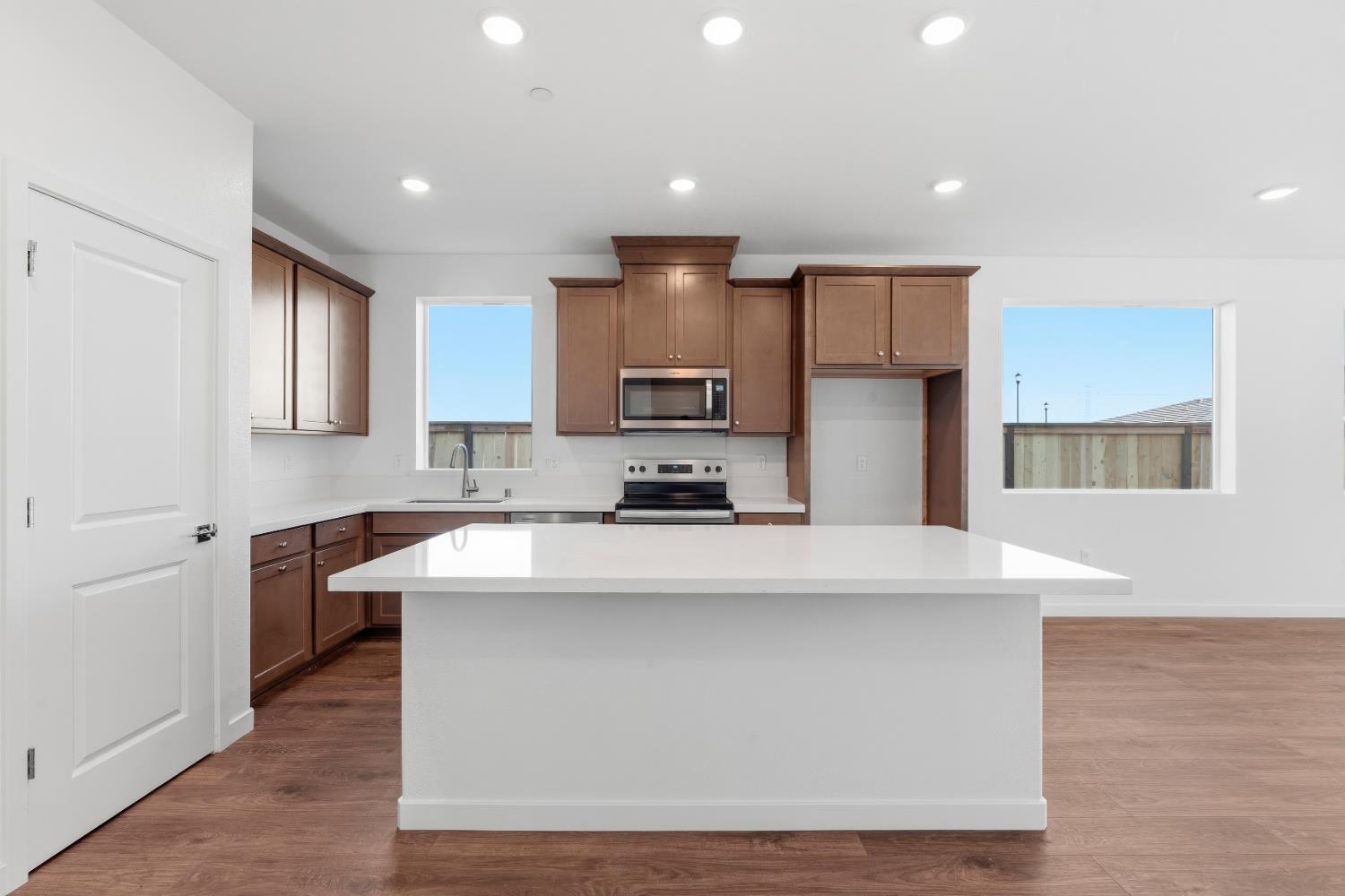 6080 Sunscape Way Roseville, CA 95747 - Photo 6 of 21