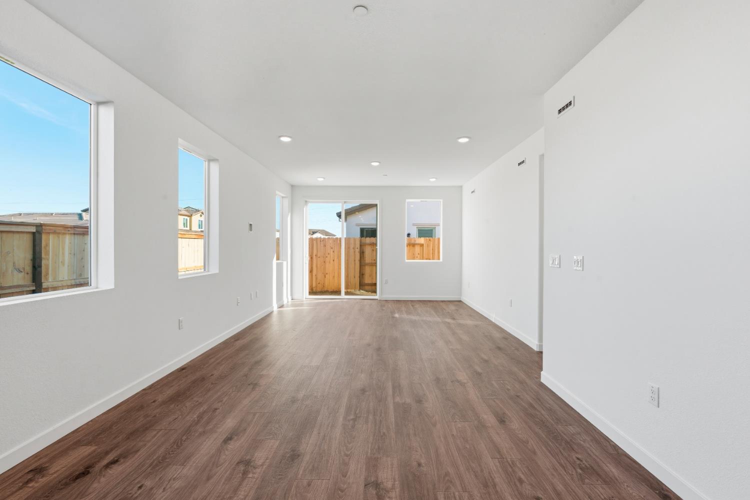 6080 Sunscape Way Roseville, CA 95747 - Photo 7 of 21