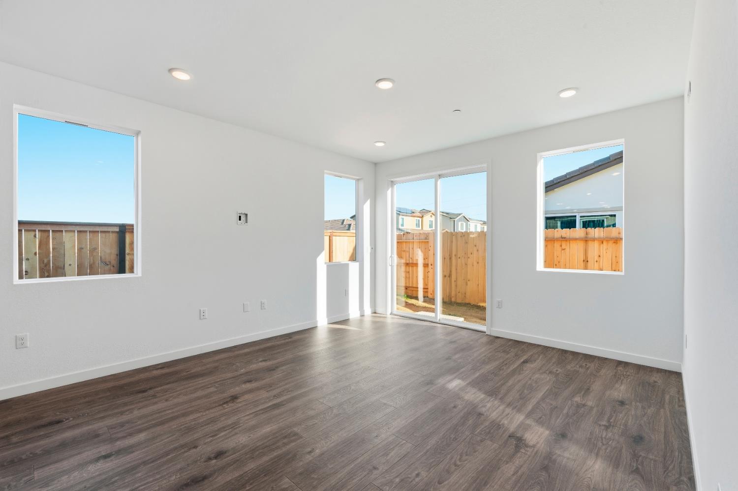6080 Sunscape Way Roseville, CA 95747 - Photo 8 of 21