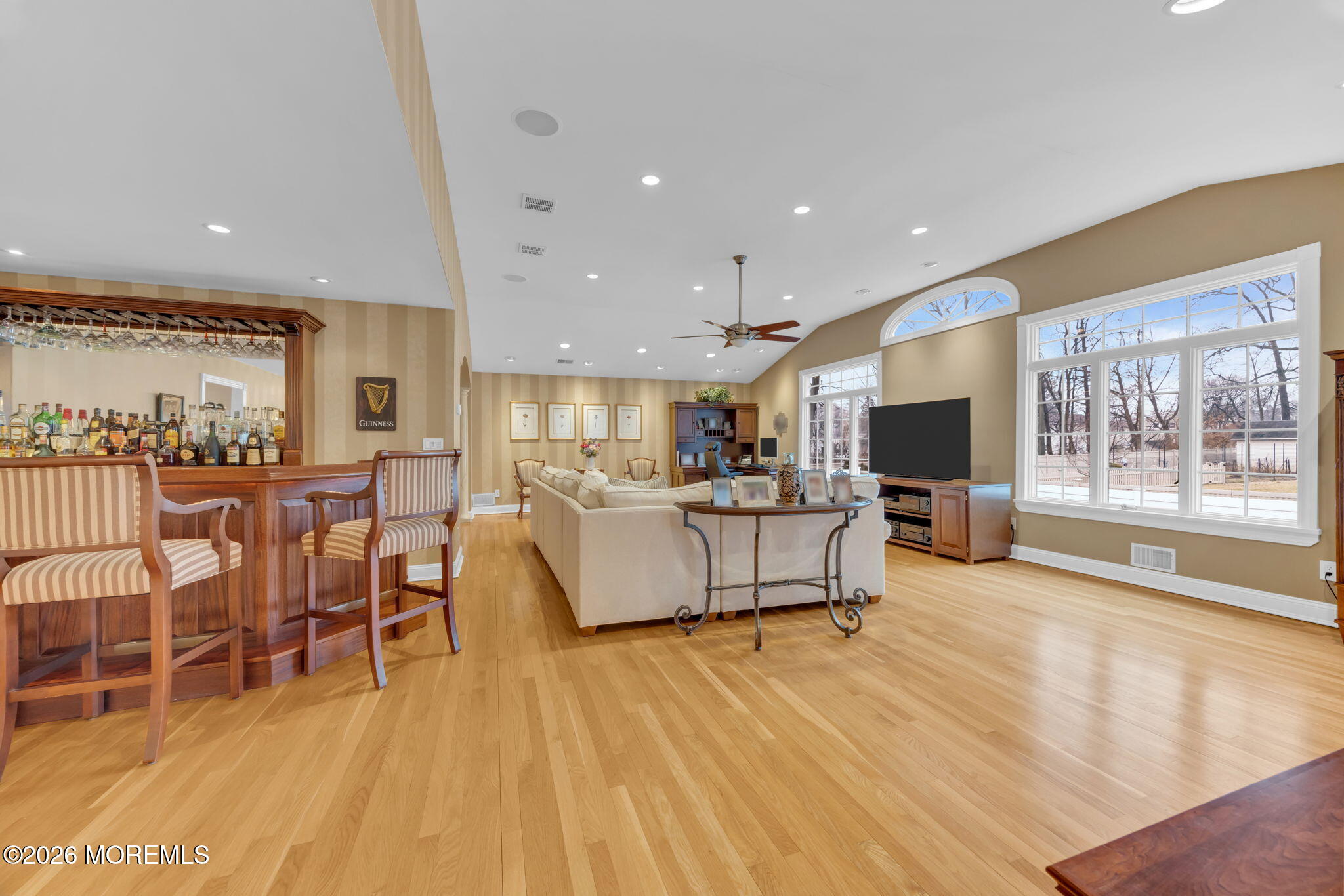 155 Meadow Road Clark, NJ 07066 - Photo 17 of 48 21-web-or-mls-2M1A0510