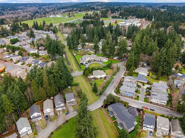 $1,570,000 | 9207 Northeast 175th Street, Unit B, Bothell, WA 98011