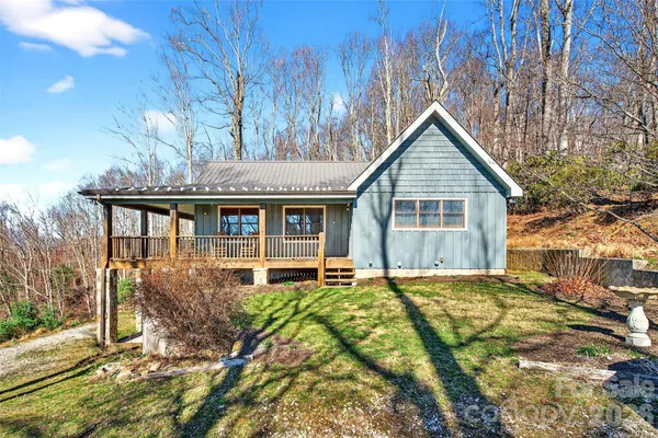 $490,000 | 163 Walter Circle, Spruce Pine, NC 28777