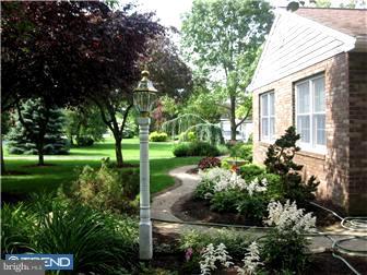 113 Hunters Run Road Honey Brook, PA 19344 - Photo 5 of 12 Exterior Front