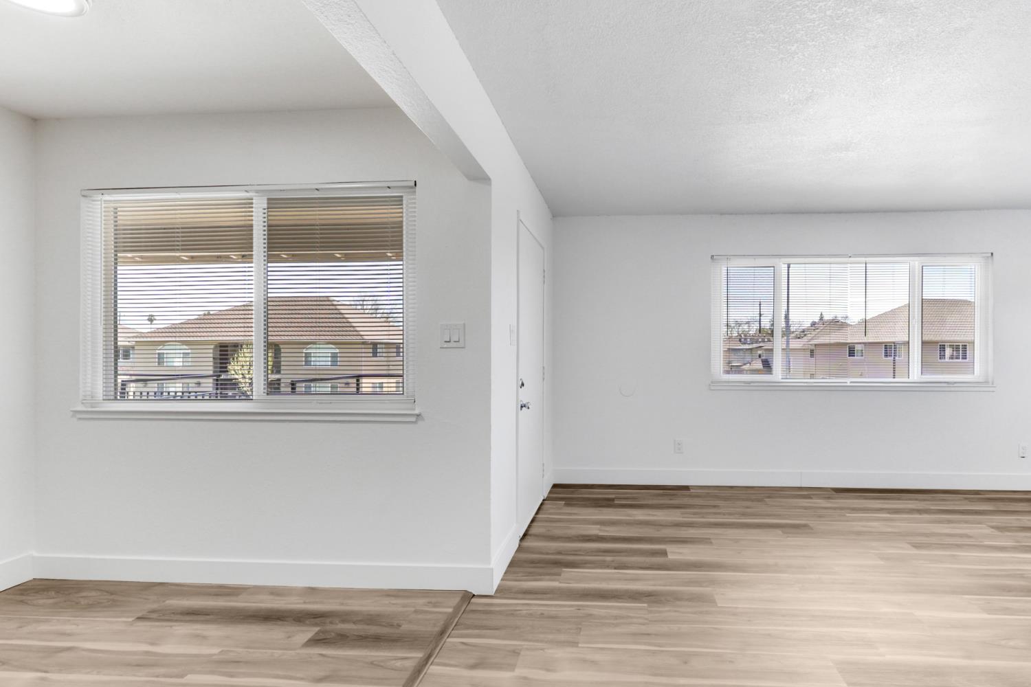 3359 Lerwick Road Sacramento, CA 95821 - Photo 4 of 11 Gallery Image 4