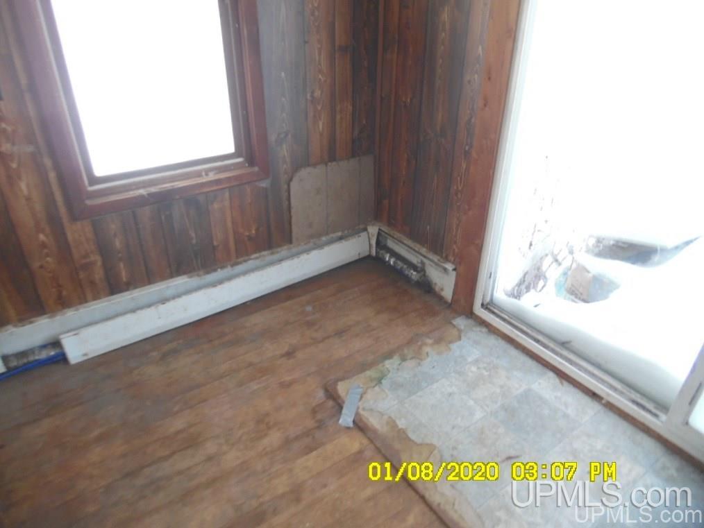 1610 Town Line Road Gulliver, MI 49840 - Photo 7 of 23 Gallery Image 7