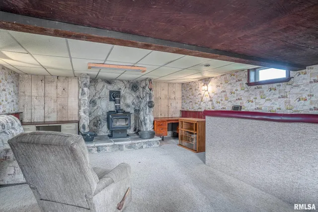 $260,000 | 500 North 7th Avenue, New Windsor, IL 61465